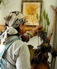 鈴村さんの制作風景