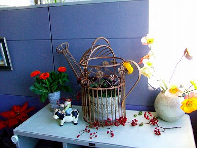 オリヤス本社のお花