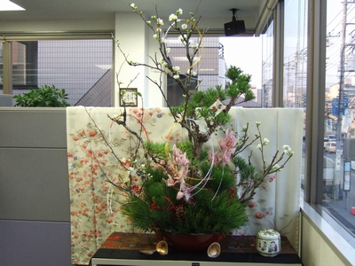 オリヤス本社のお花
