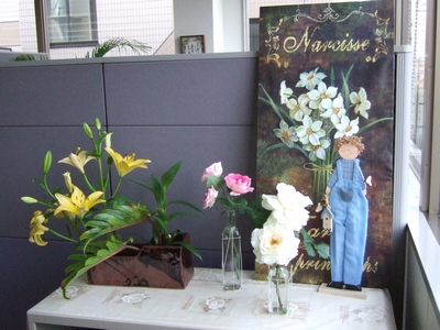 オリヤス本社のお花