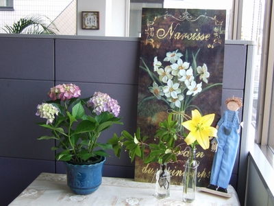 オリヤス本社のお花