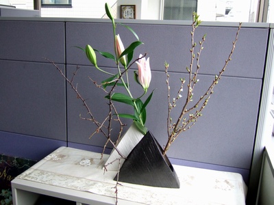 オリヤス本社のお花