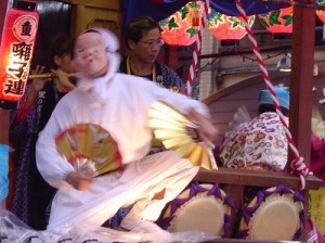 お囃子と舞踊