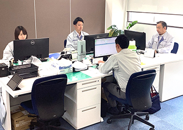 仙台営業所社内