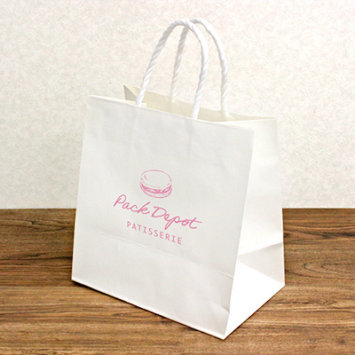 洋菓子店のギフト袋：コート紙×1色印刷の事例紹介イメージ。