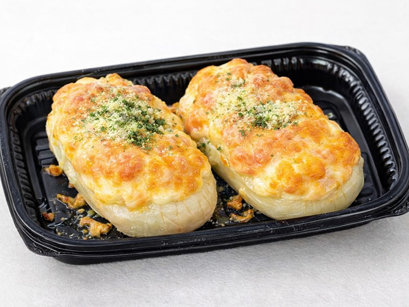 ポテトと玉子明太のチーズ焼き 盛付イメージ画像。